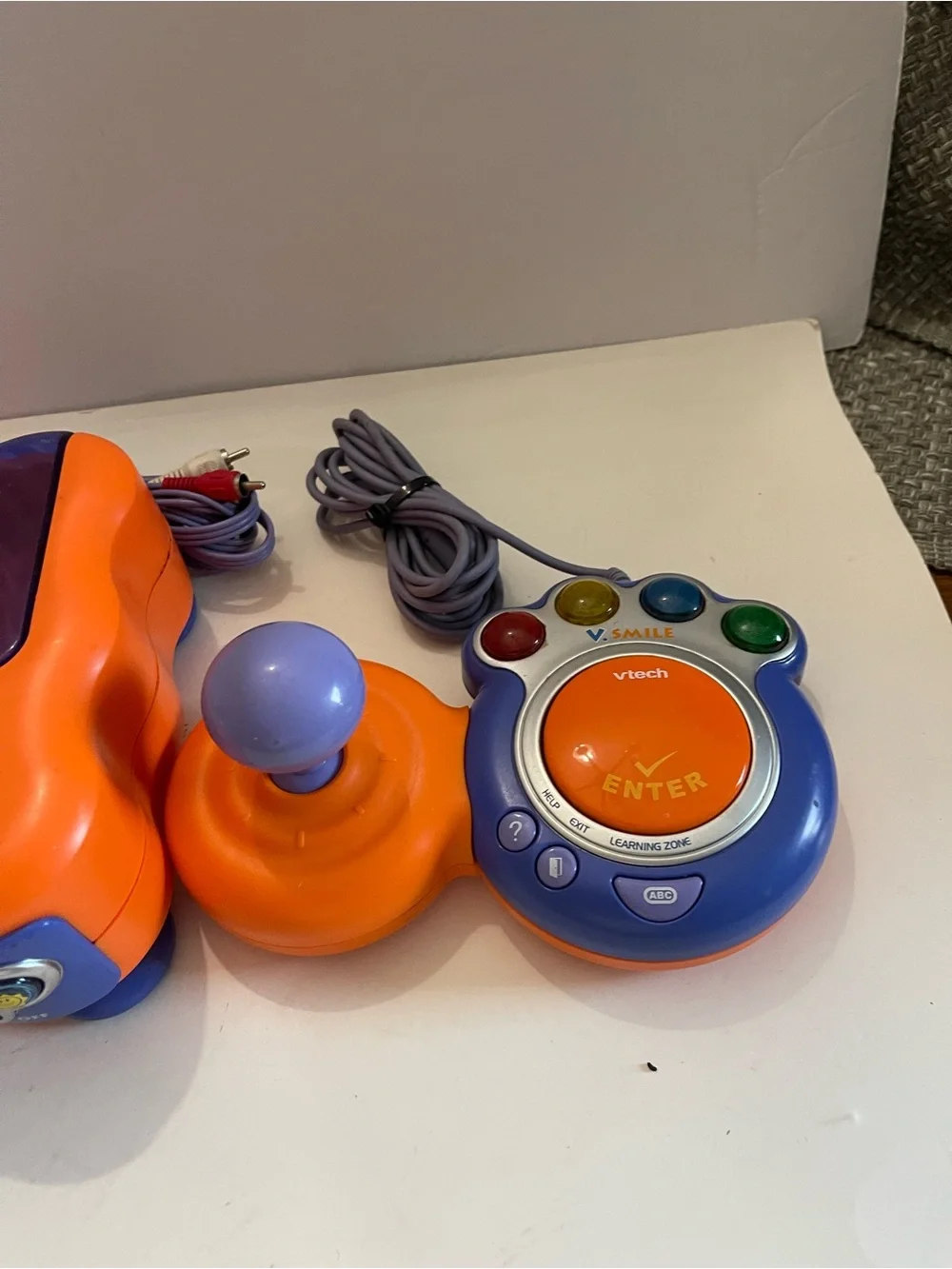 Vtech V.Smile TV Learning System Console w/1 controller UNTESTED